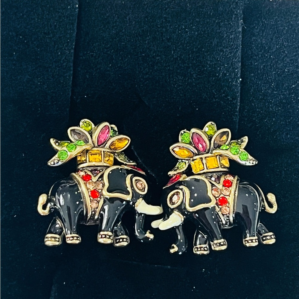 Heidi Daus CLIP 🆕”Happy Flowerphant” Elephant Crystal & Enamel Floral earrings